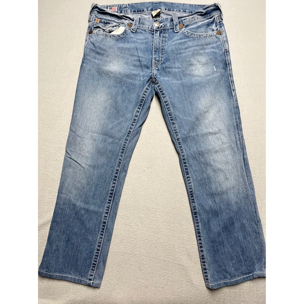 True Religion Ricky Big T Straight Leg XL 38x30 Jeans Light Wash White Stitch